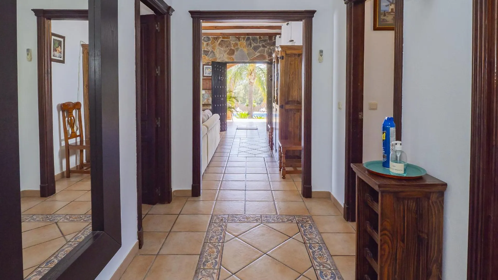 Holiday home Cubo'S Finca Colores De Alhaurin Alhaurin el Grande