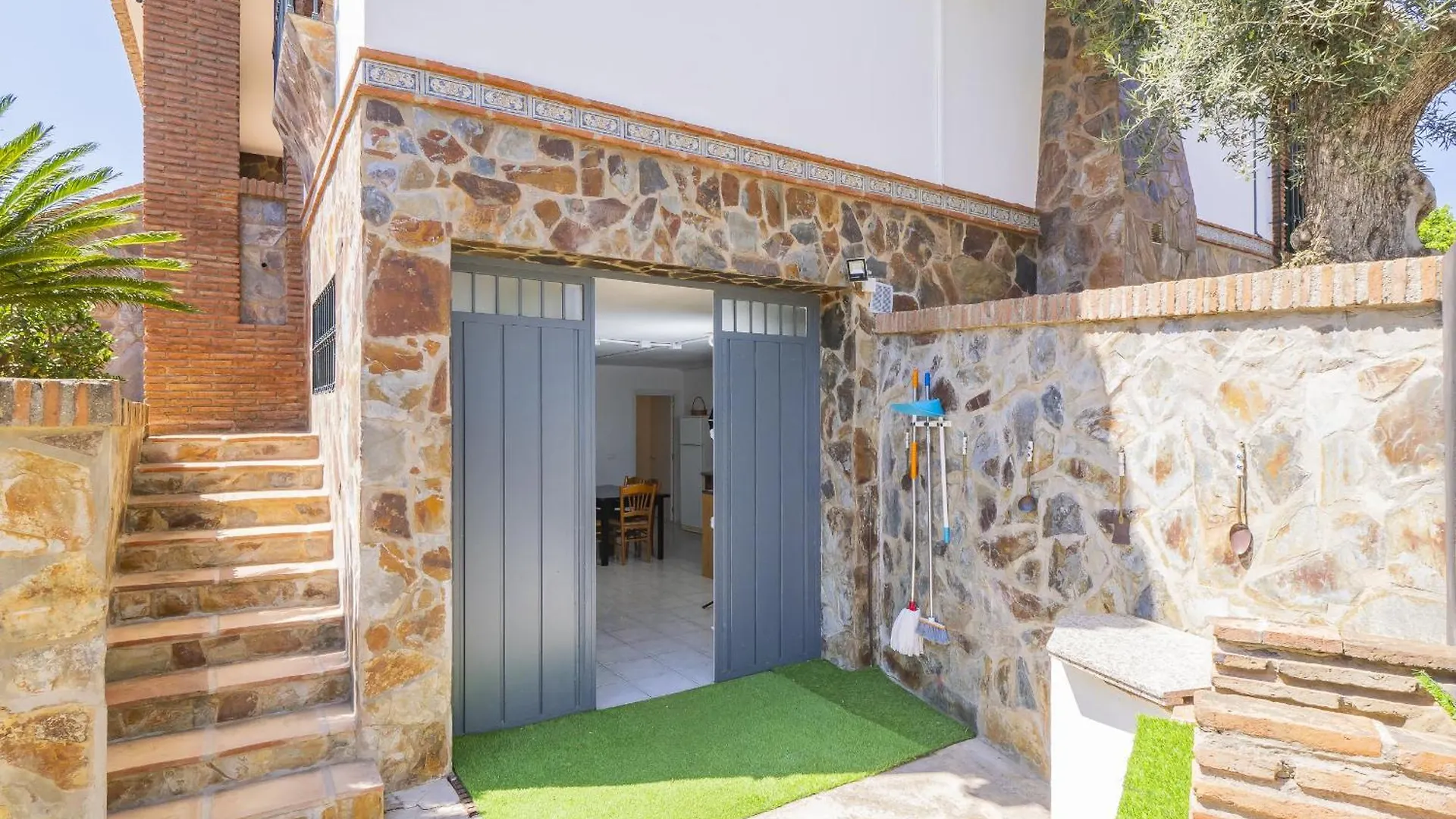 Cubo'S Finca Colores De Alhaurin Alhaurin el Grande Holiday home