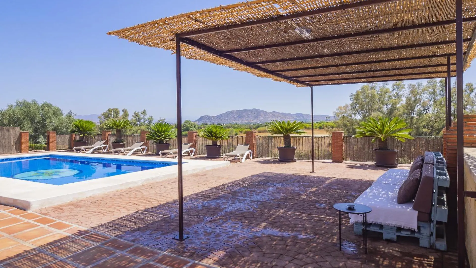 Holiday home Cubo'S Finca Colores De Alhaurin Alhaurin el Grande